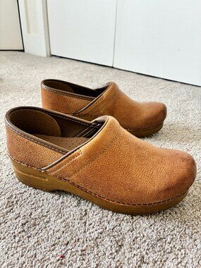 Dansko Honey Leather Clogs 39 Comfort Slip On Professional Shoes